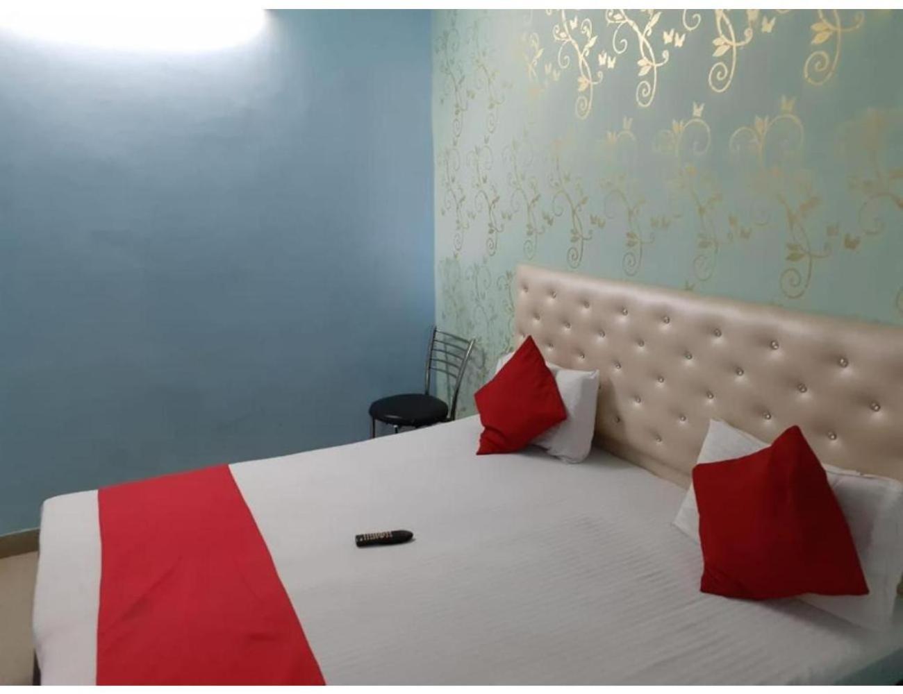 Hotel City Lodge , Chandigarh Ngoại thất bức ảnh