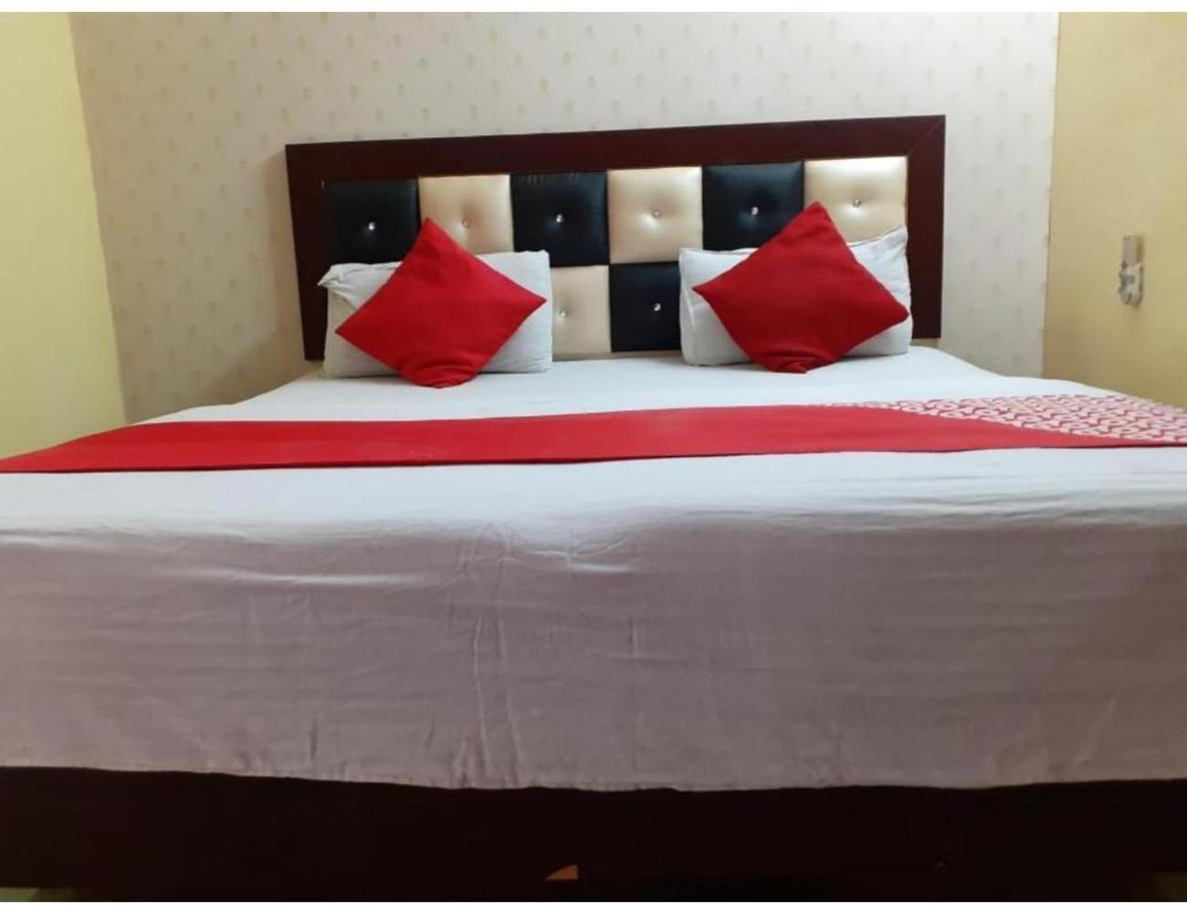 Hotel City Lodge , Chandigarh Ngoại thất bức ảnh