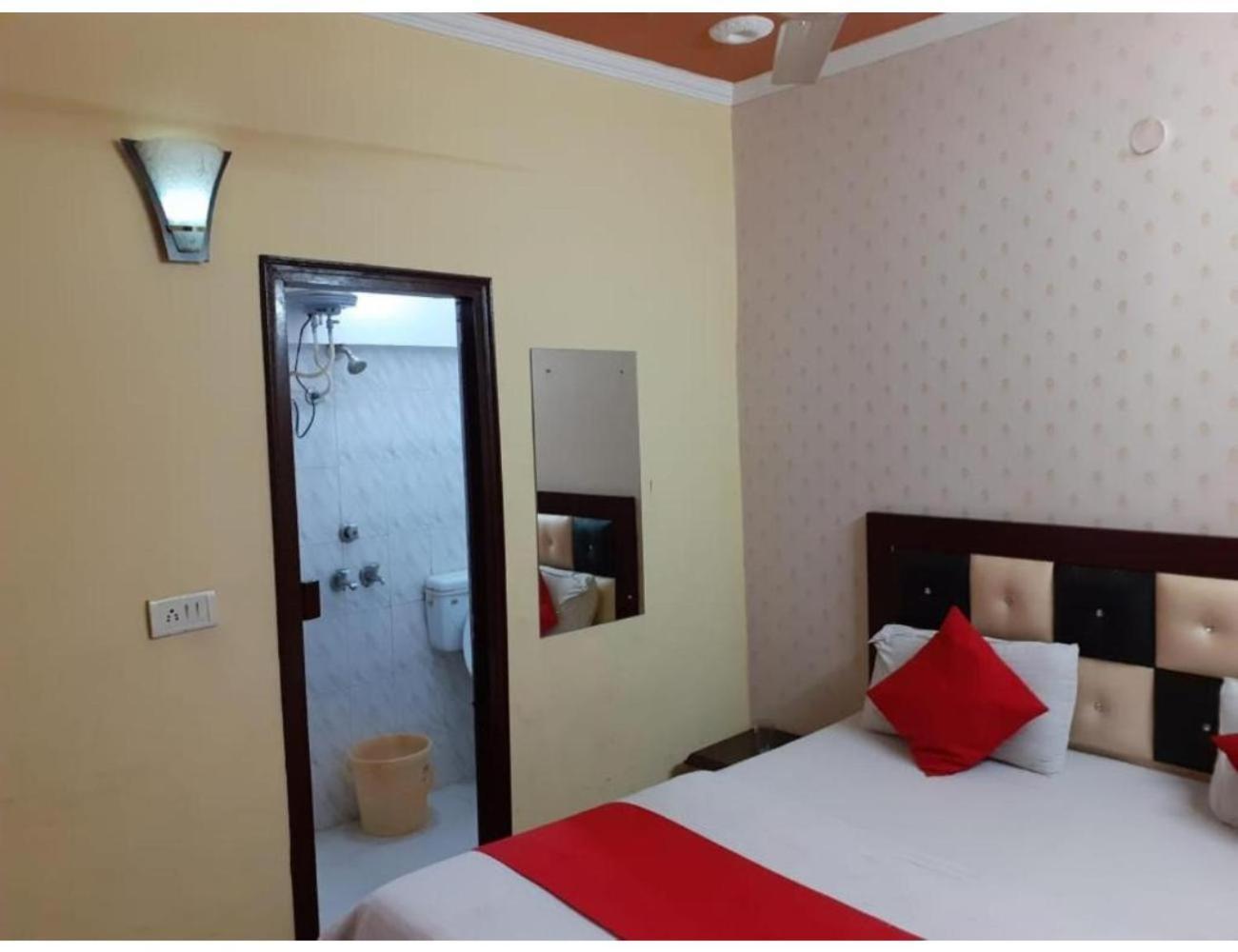 Hotel City Lodge , Chandigarh Ngoại thất bức ảnh