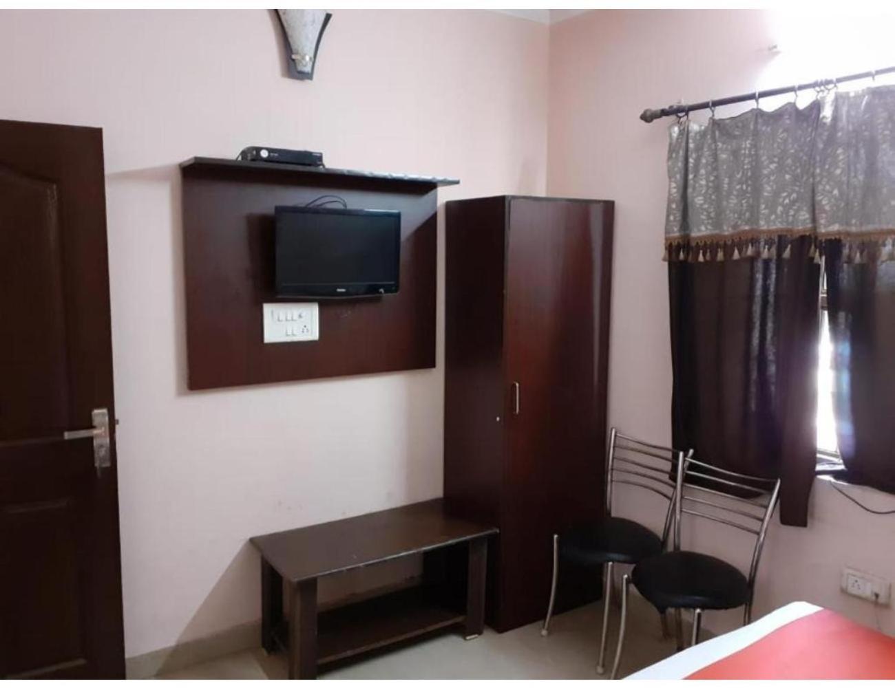 Hotel City Lodge , Chandigarh Ngoại thất bức ảnh